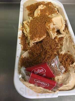 New Penny Of Poulton, Licensed & Homemade Ice-cream Parlour