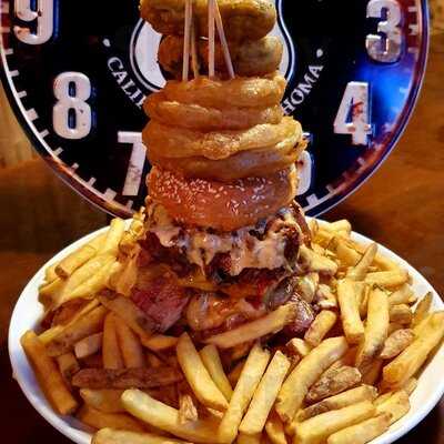 Smoke N Flames Burger House