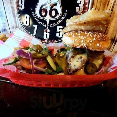 Smoke N Flames Burger House