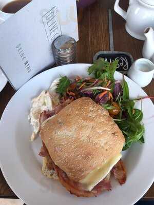 The Olive Grove Bistro