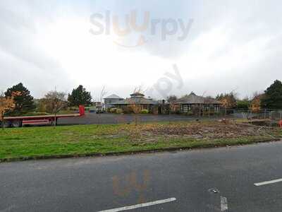 Decks Bar And Restaurant