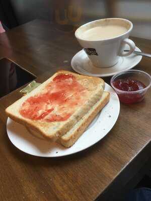 Quays Bistro & Grill