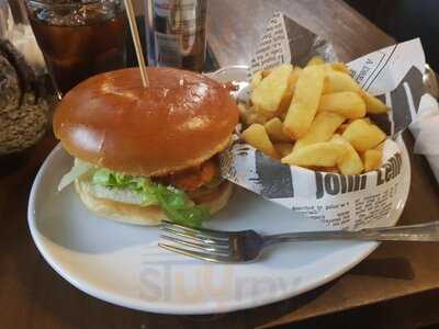 Quays Bistro & Grill