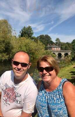 Rivers Edge At The Legacy Rose And Crown