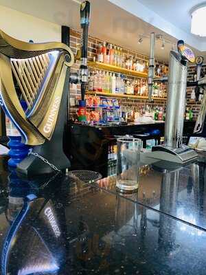 The Wolf Lounge Bar & Restaurant