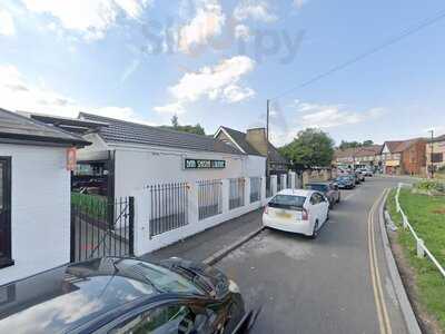 The Wolf Lounge Bar & Restaurant