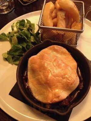 Bridge 42 Bar & Grill