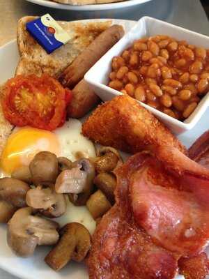 Queens Park Cafe Loughborough