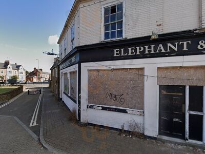 The Elephant And Castle