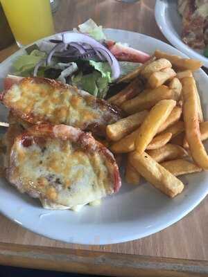 The New Vic Bar & Restaurant