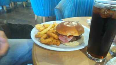 The New Vic Bar & Restaurant