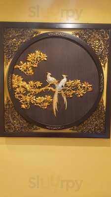 Popular Chinese Restaurant