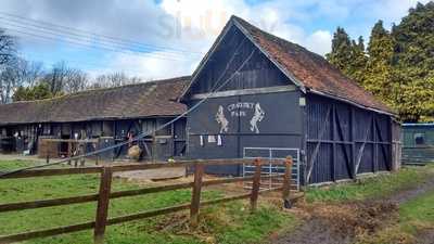 Lyttons Bar & Brasserie