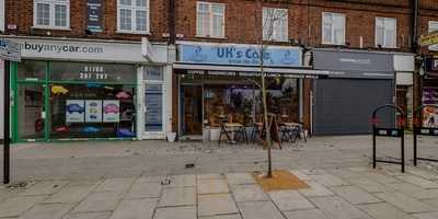Uk's Cafe