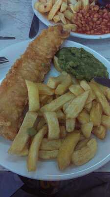 Puffins Fish & Chip Shop
