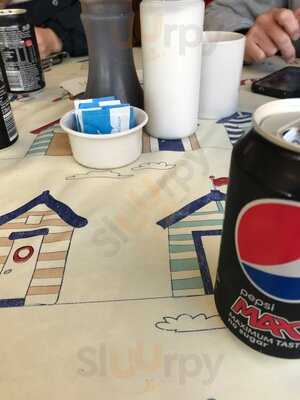 Puffins Fish & Chip Shop