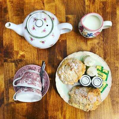 The Apple Store Cafe