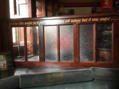 Dickens Bar & Malt House