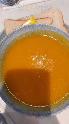 Riverside Bar & Grill