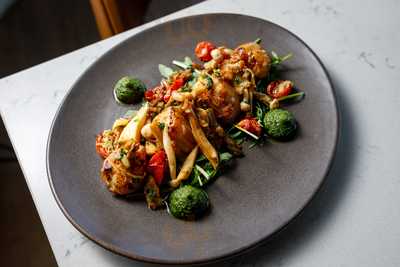 C-view Bar And Restaurant