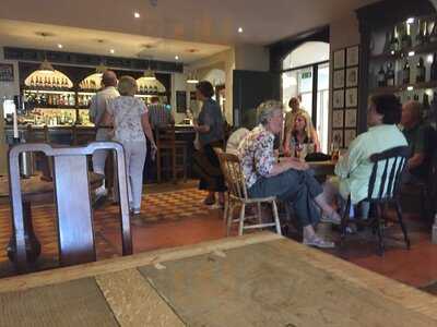 The Retreat Pub & Dining