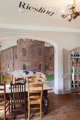 The Retreat Pub & Dining