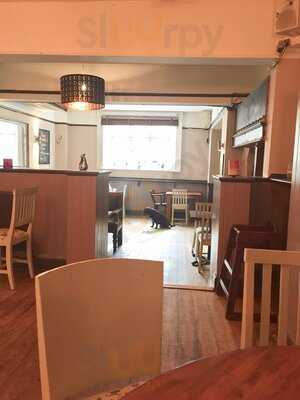 The Albany Pub & Dining Room