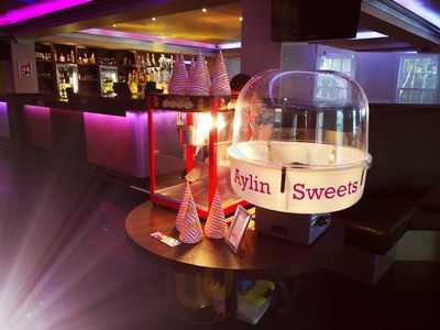 The Restaurant At Woolston Manor