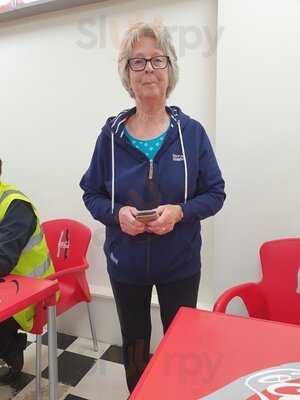 Tom & Erin's Cafe & Ice Cream Parlour