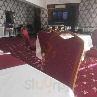 Restaurant Romanesc Oasis