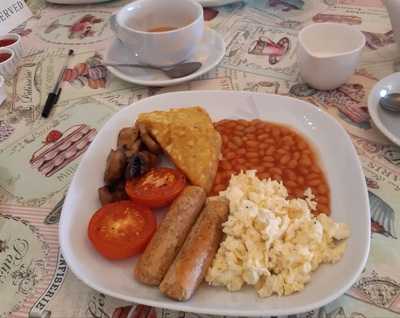Hollies Tea And Cake Room