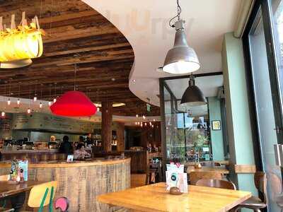 Nando's Oldham - Elk Mill