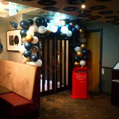 Manhattan’s Family Restaurant