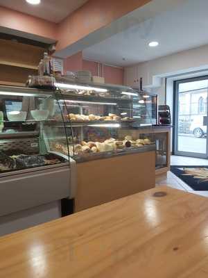 Leprechaun Bakery & Coffee Shop