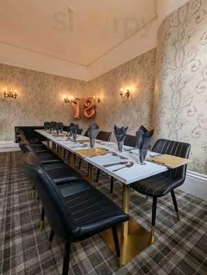 The Vaults Bar And Restaurant