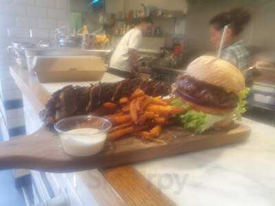 Ribs & Burgers Teddington