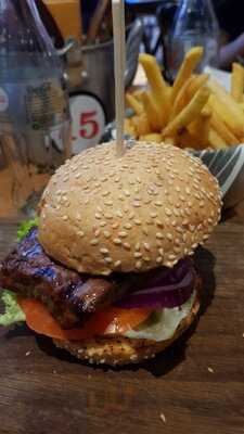 Ribs & Burgers Teddington