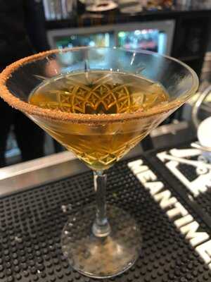 Ocean Bleu Bar & Lounge