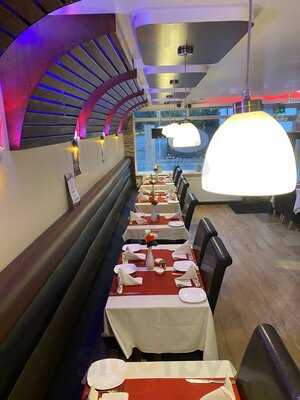 Yasmins Restaurant & Takeaway