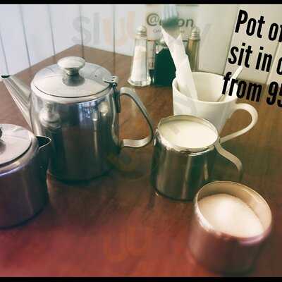 The Collon Cafe & Takeaway