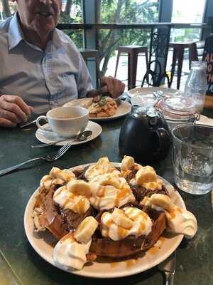 The Queensbury Coffee House