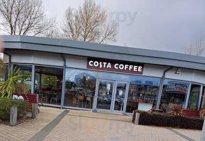 Costa Coffee @flowerdown