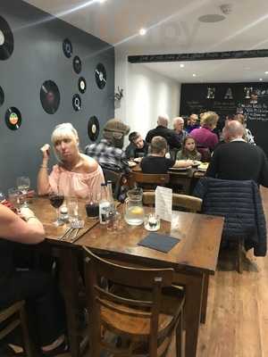 Harper's Bar & Grill