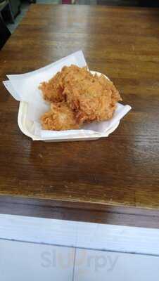 Tasty Chicken And Pizza