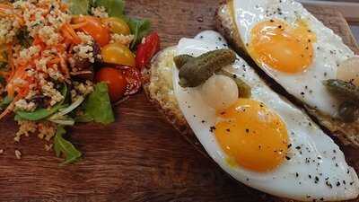 Le Marseillais Place Des Artistes