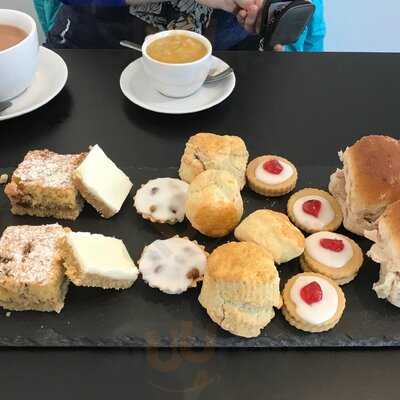 Cake Heaven Coffee Shop