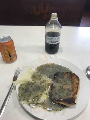 Mottie Pie And Mash