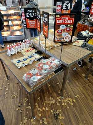 Poundbakery - Royton