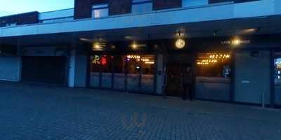 Poundbakery - Royton