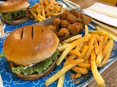 Amigos Burgers & Shakes-southall